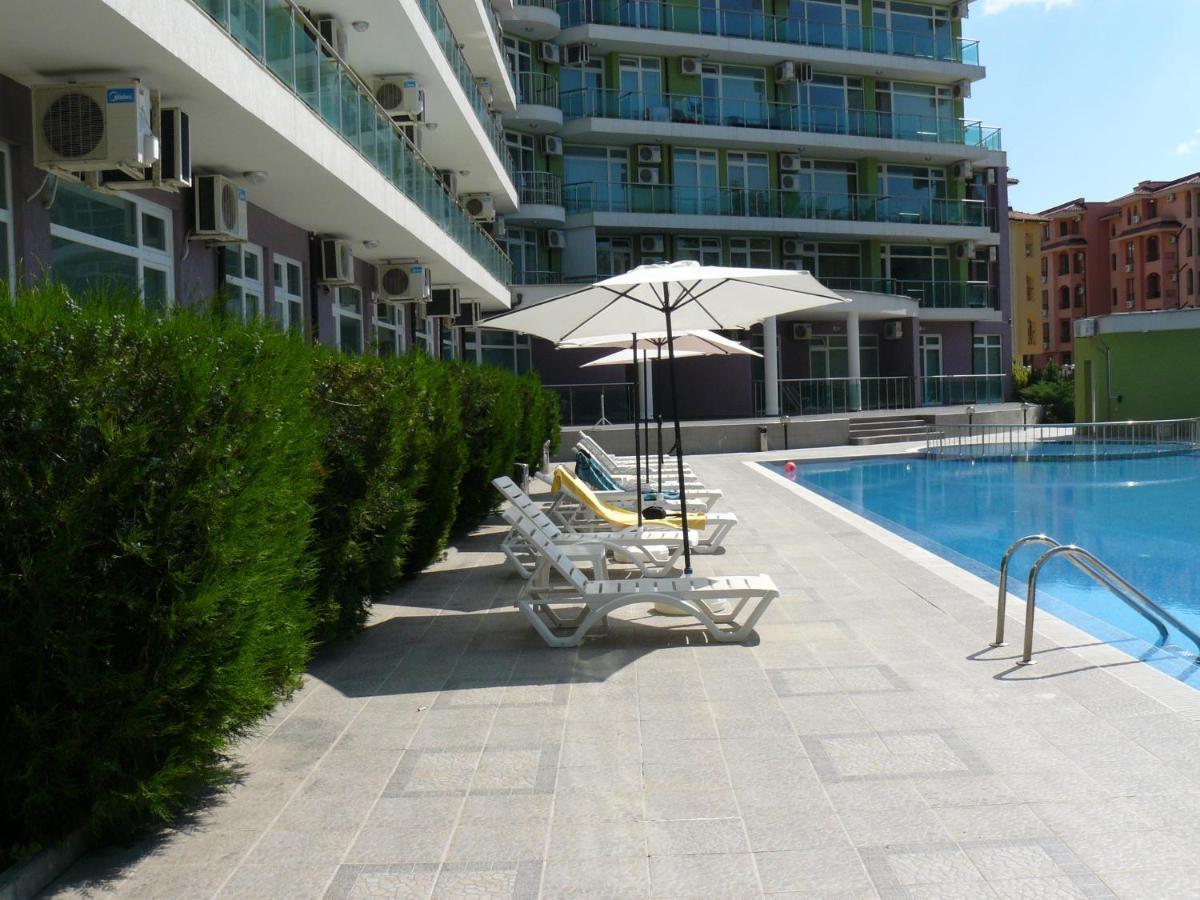 Family Apartments In Solmarin Sunny Beach Ngoại thất bức ảnh