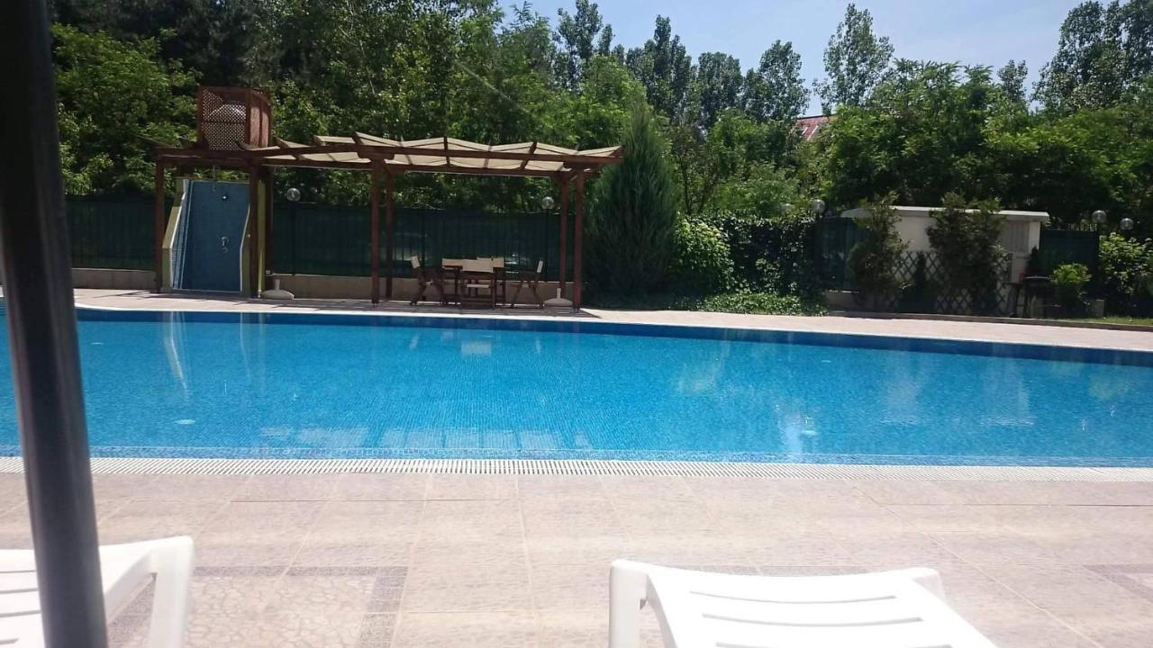 Family Apartments In Solmarin Sunny Beach Ngoại thất bức ảnh