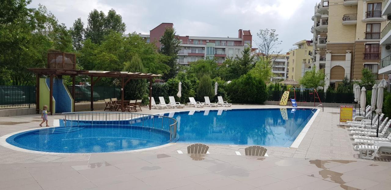 Family Apartments In Solmarin Sunny Beach Ngoại thất bức ảnh