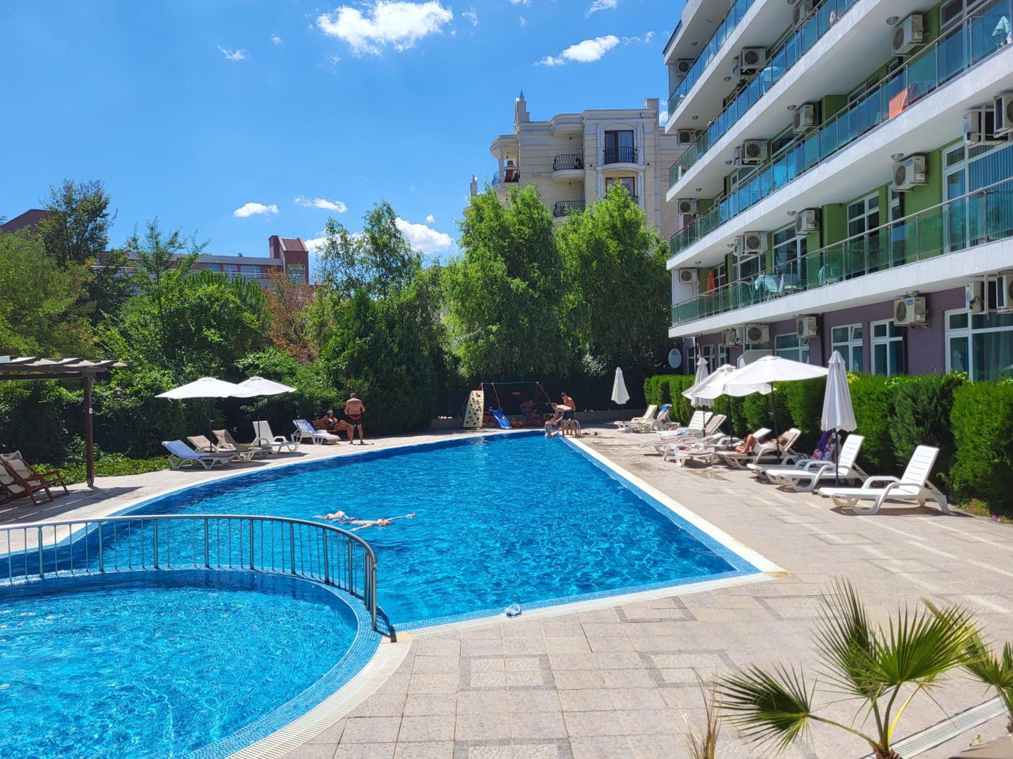 Family Apartments In Solmarin Sunny Beach Ngoại thất bức ảnh